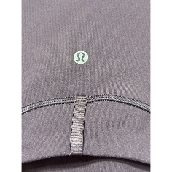 Lululemon Define Breathable Fitted Lightweight Muted Lavender Jacket Women's 8 - Picture 13 of 13
